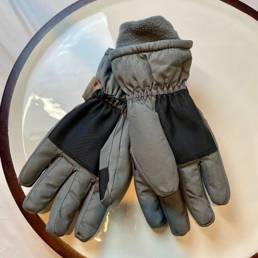 Addie & Tate NWT Kids Ski Gloves One size